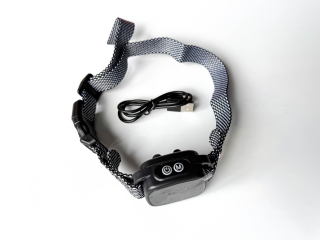 Electric anti-bark collar with 4 levels of correction