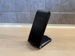 Used. Wireless charger for iPhone, Apple Watch, Airpods and more