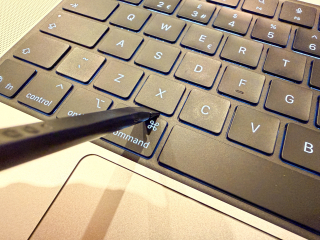 Apple MacBook 2019-2024 M1 M2 M3 M4 spaņu ISO tastatūras taustiņu vāciņu komplekts vācu QWERTZ izkārtojuma nomaiņai