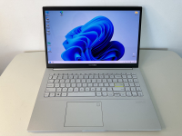 Used Asus Vivobook K513EA. 2.5 Tb, Oled 15.6", Intel i5, Harman/kardon.