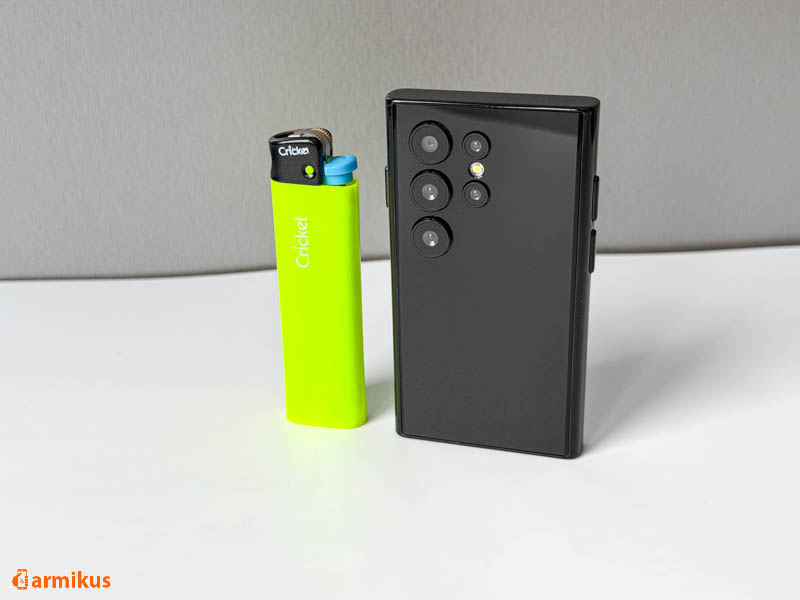 Мини телефон S26 Mini 3G – компактный дизайн, черный цвет